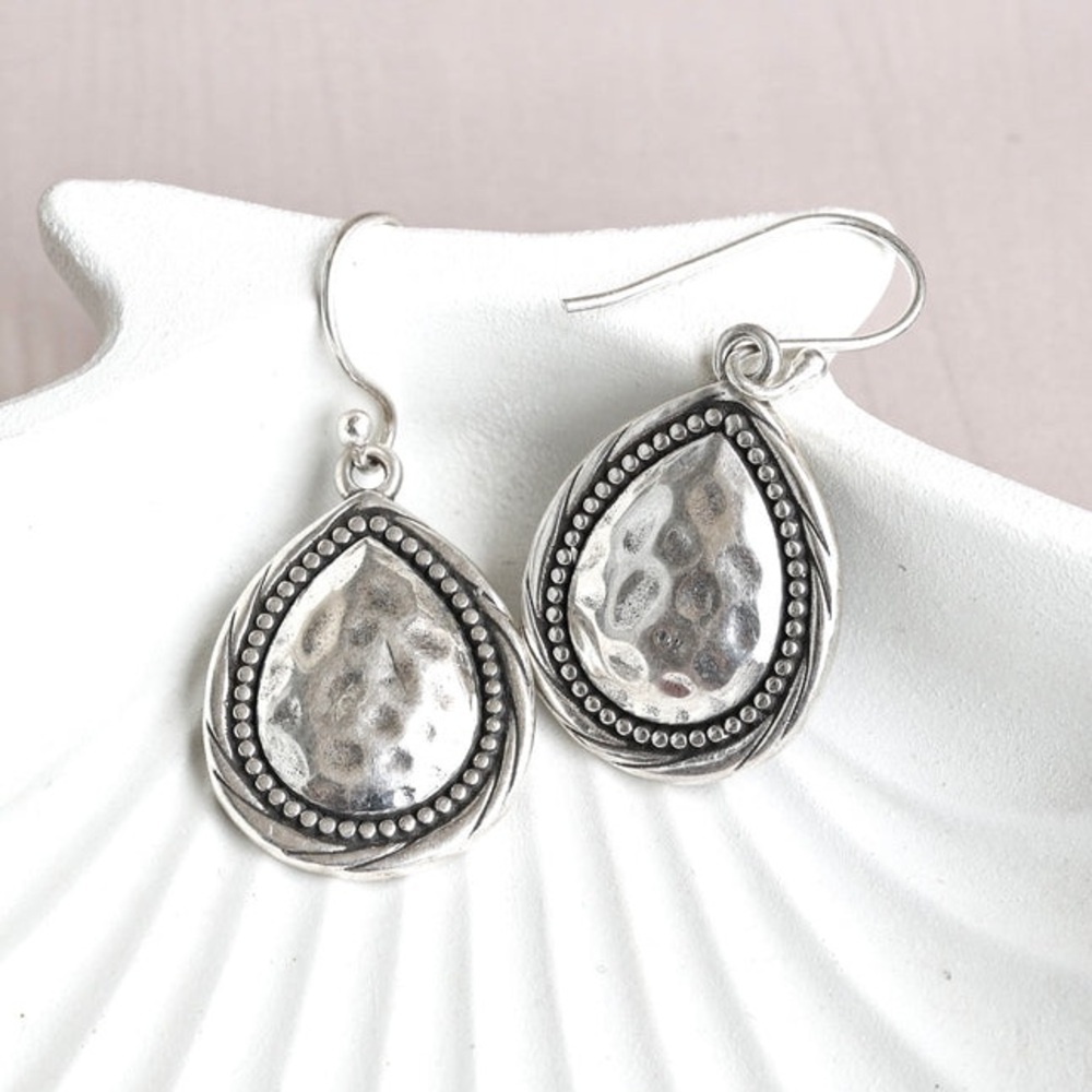 NEW The Rayne Hammered dangle Earrings Celtic Silver color Teardrop - Boutique